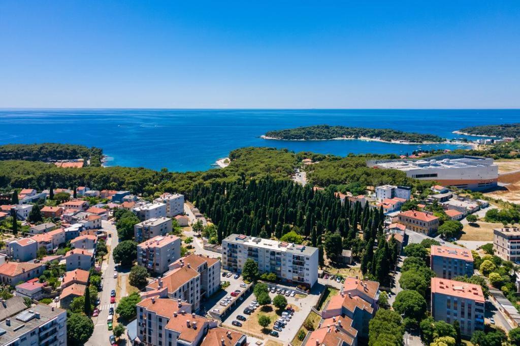 N&G New Apartment Stoja Beach Pula Eksteriør billede